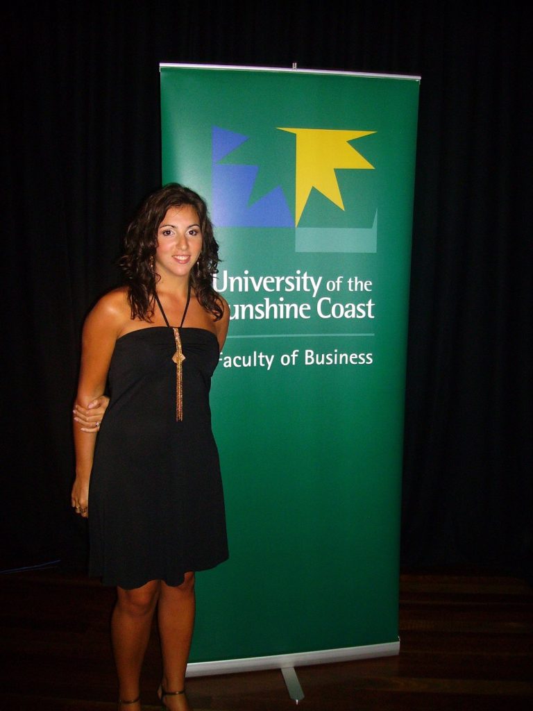 les-exploratrices-australie-2007-faculty-business-remise-diplome