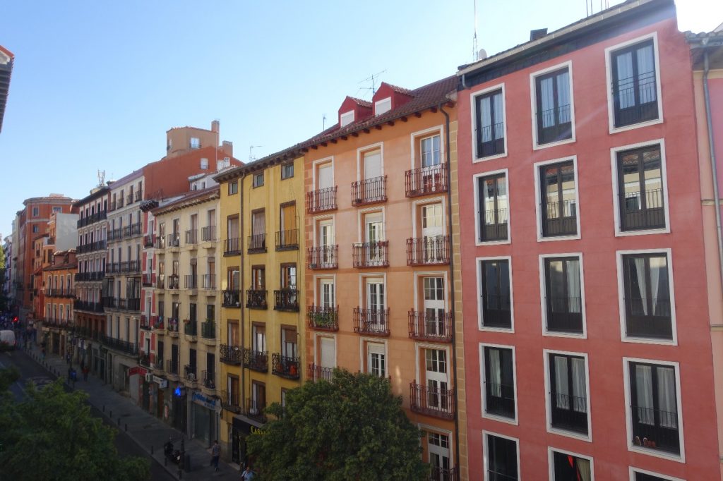 les-exploratrices-weekend-madrid-airbnb-latina