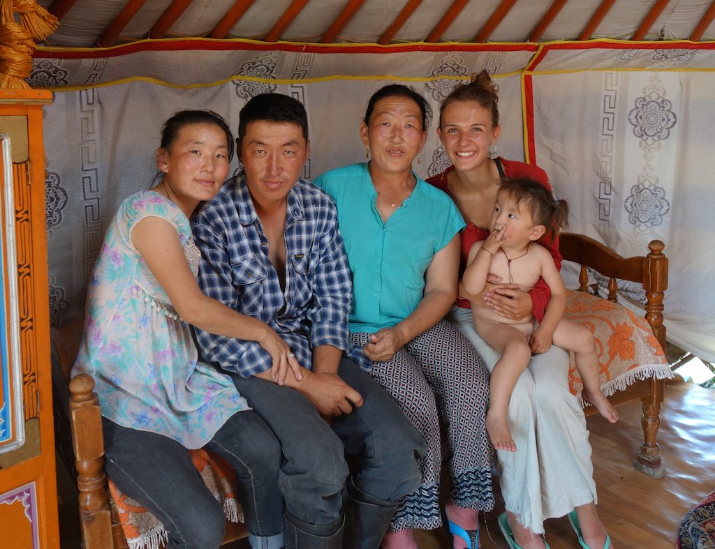 mongolie-famille-nomade