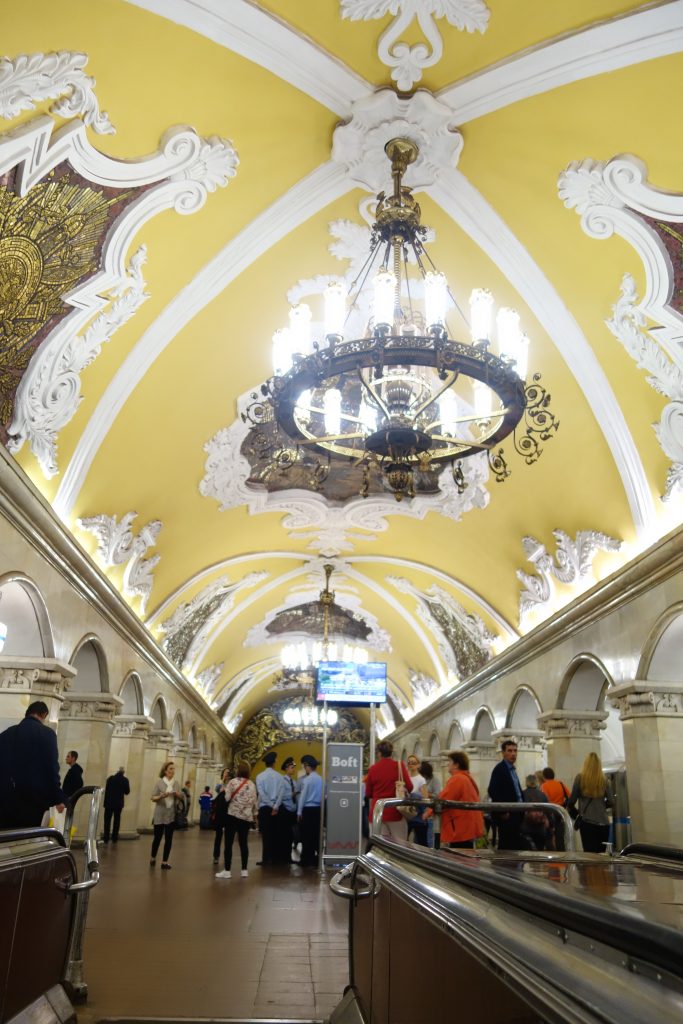 les-exploratrices-moscou-russie-charlotte-metro