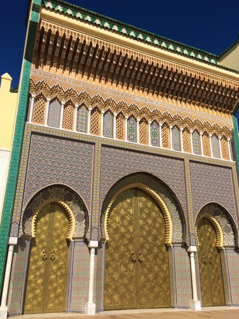 les-exploratrices-maroc-fes-palais-royal-porte