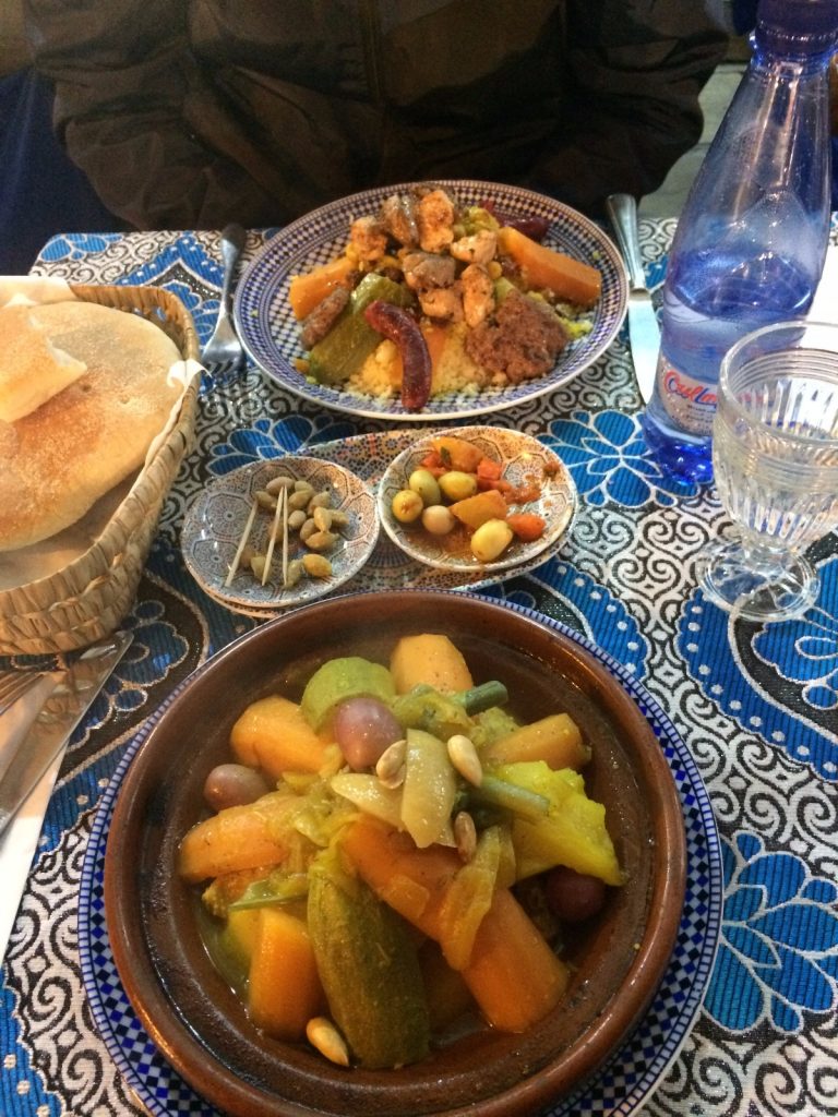 les-exploratrices-maroc-fes-plat-restaurant