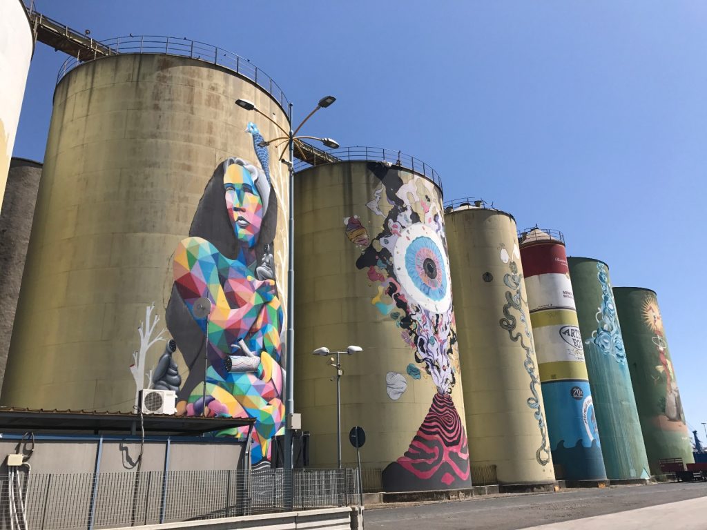 les-exploratrices-roadtrip-sicile-catane-port-silos-street-art-nord-est
