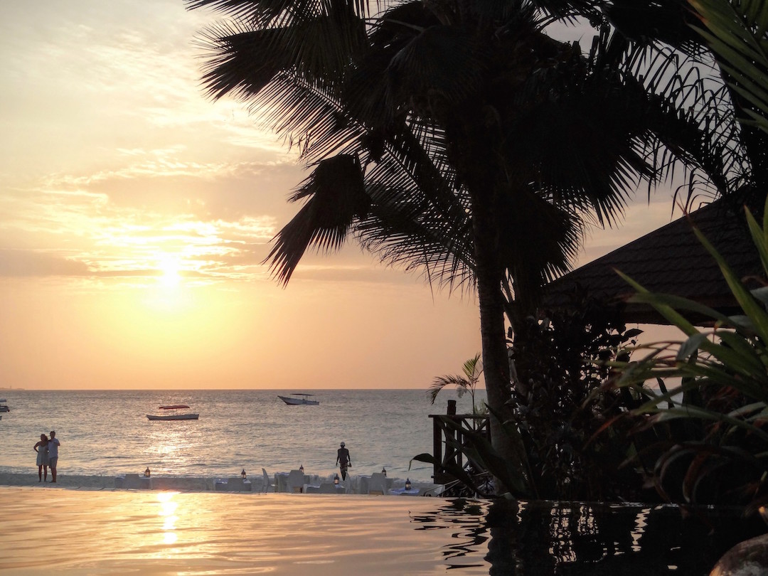 coucher de soleil au Z Hotel à Zanzibar