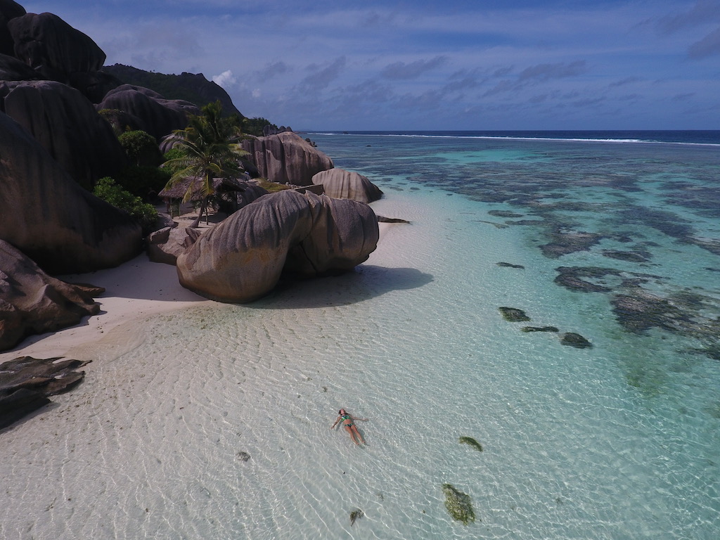 les-seychelles-la-digue-anse-plage-les-exploratrices